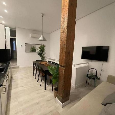 Cool/Soho Style Apt Para 9Pax C/Luciente Madrid Exterior foto