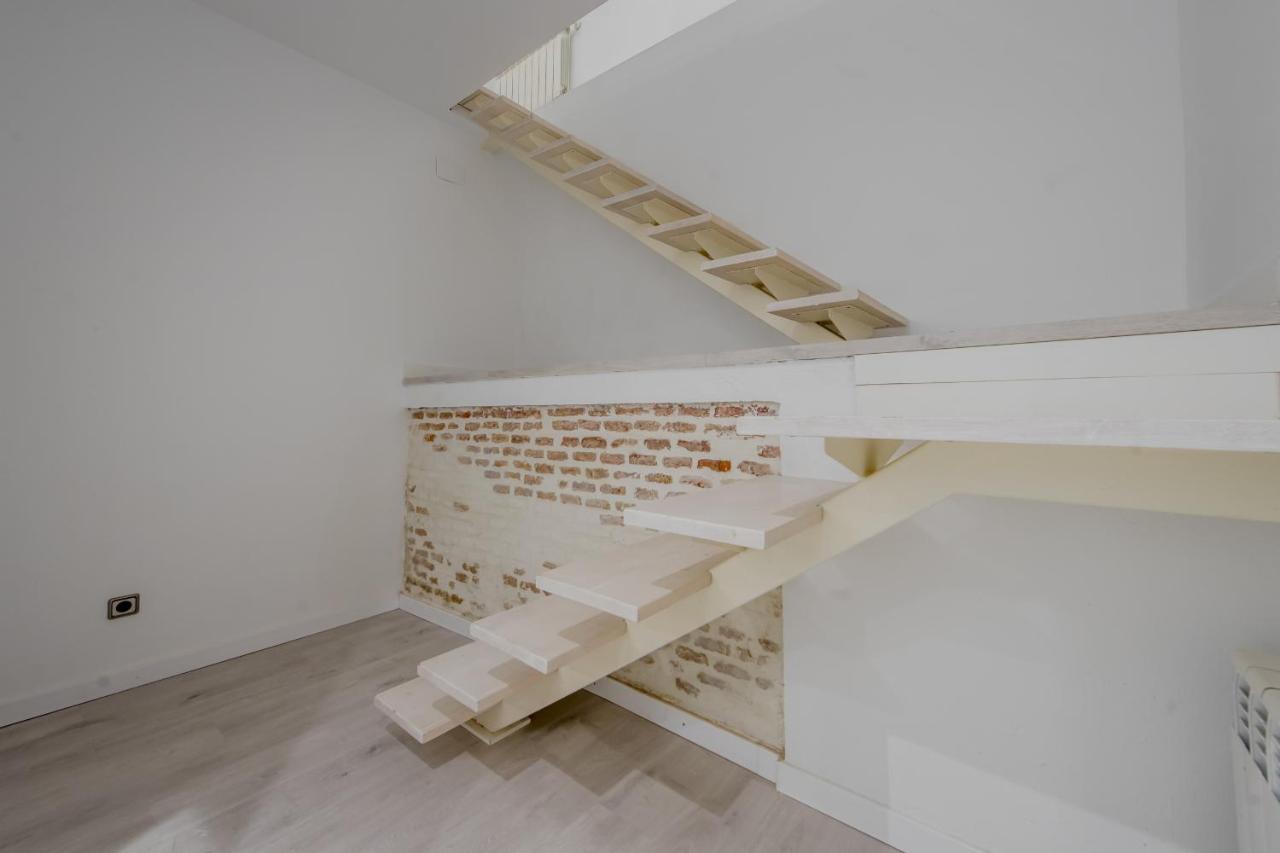 Cool/Soho Style Apt Para 9Pax C/Luciente Madrid Exterior foto